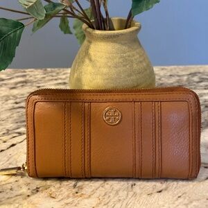Tory Burch Tan Leather Zip Around Continental Wallet Gold Logo and 8” X 4.5”